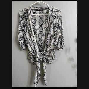 Snake print tie kimono!